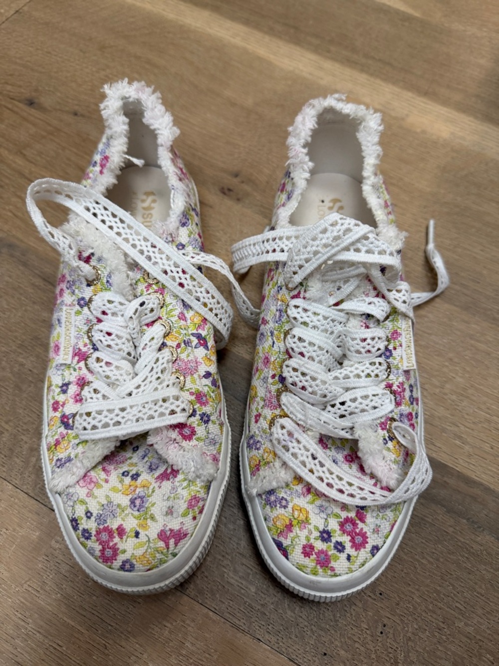Loveshackfancy x superga Floral Lace-Trim Sneakers